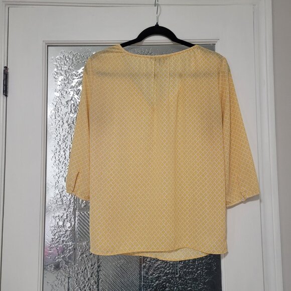 Banana Republic Sheer Print Blouse - Picture 2 of 3